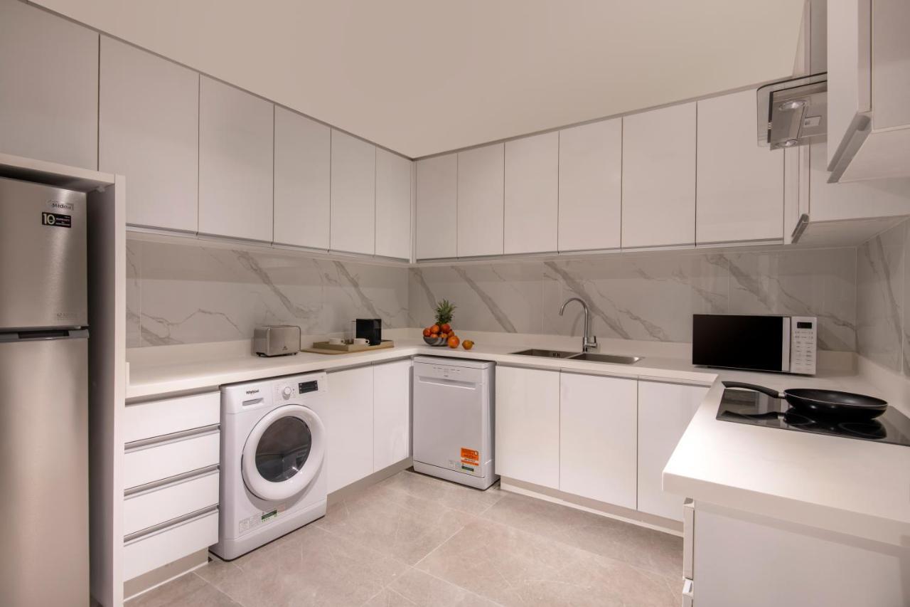 Steigenberger Residence 도하 외부 사진 A modern kitchen